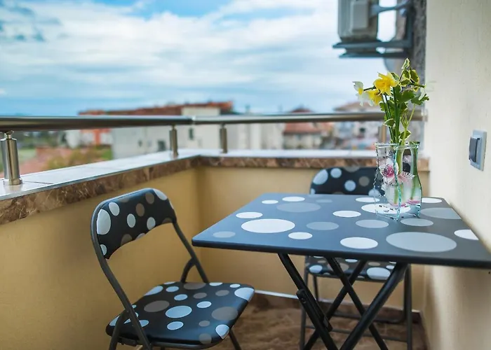 Apartament Tiana Lux